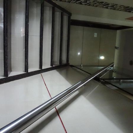 Hotel Crescent Mumbai Exterior photo